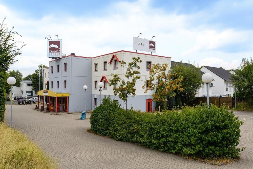 Bon Marche Hotel Bochum Exterior photo